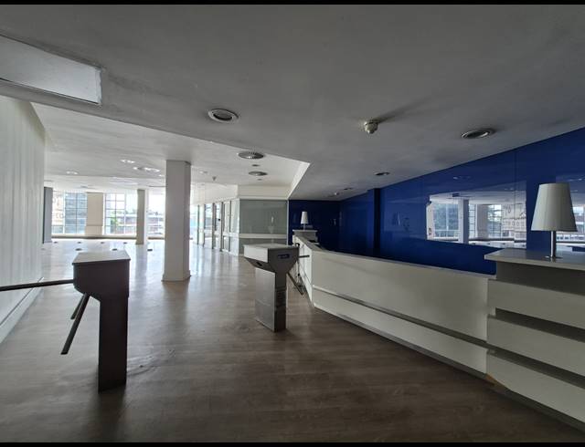 6,227M² RETAIL TO LET IN CRAIGHALL PARK